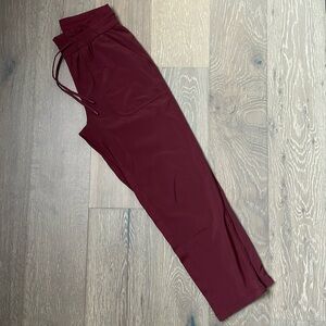 Lululemon Ankle Pant - size 4